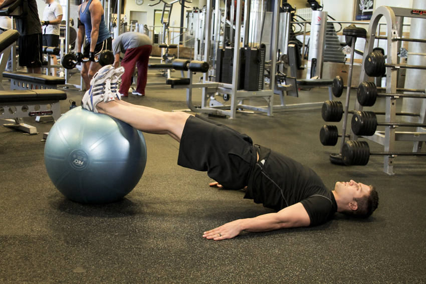 Ball Leg Curl exercise