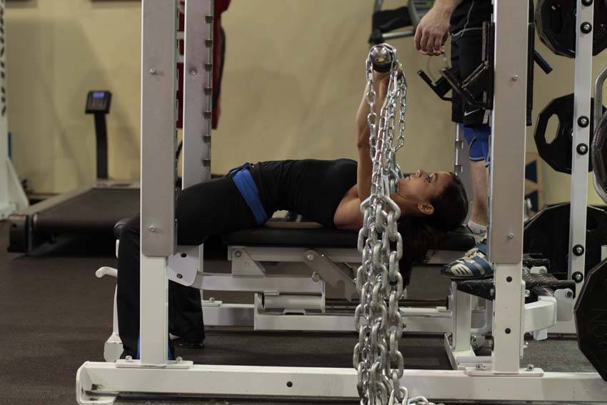 Bench Press with Chains reference position 2