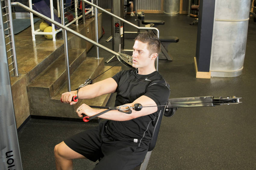 Cable Chest Press reference position 2