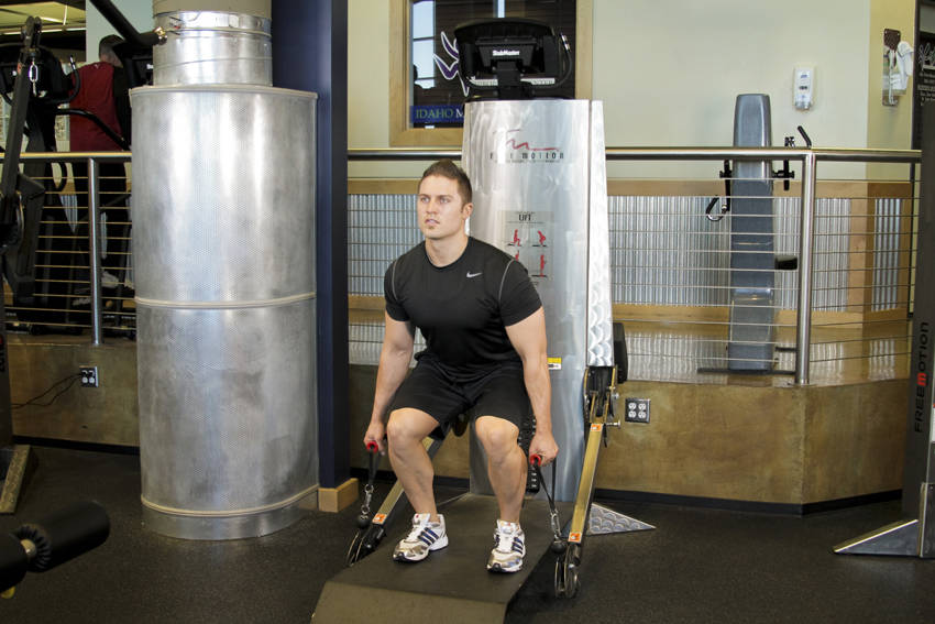 Cable Deadlifts reference position 1
