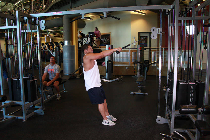 Cable Rope Rear-Delt Rows reference position 1
