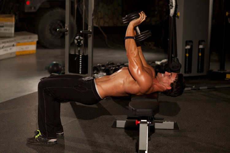 Close-Grip Dumbbell Press reference position 1