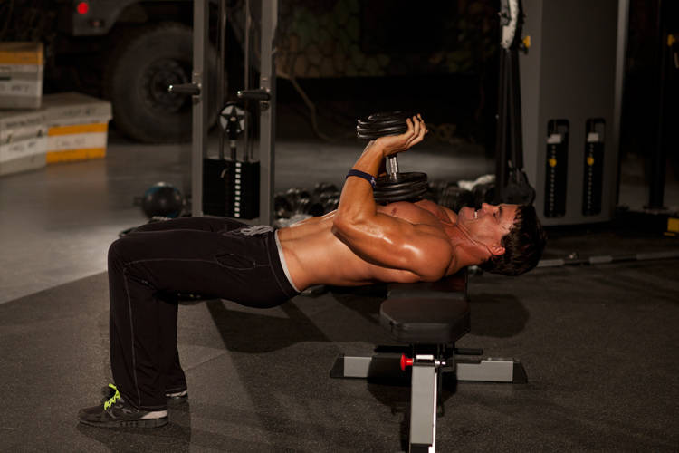 Close-Grip Dumbbell Press reference position 2