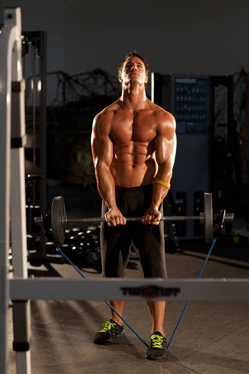 Close-Grip EZ-Bar Curl with Band reference position 1