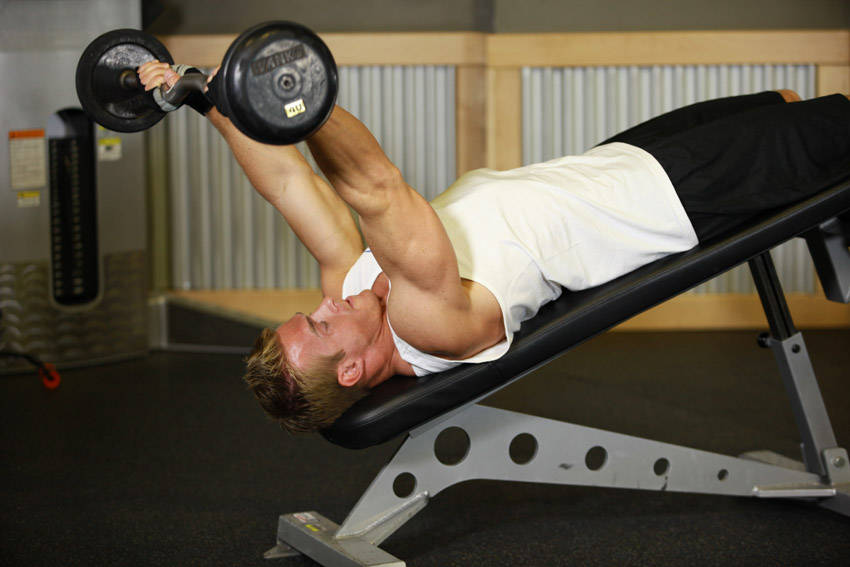 Decline EZ Bar Triceps Extension reference position 1