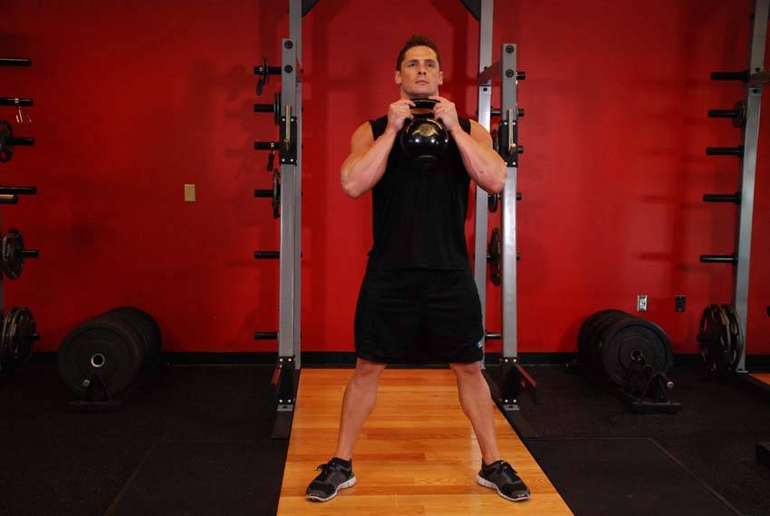 Goblet Squat reference position 1