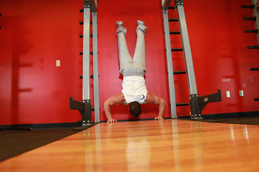 Handstand Push-Ups reference position 2
