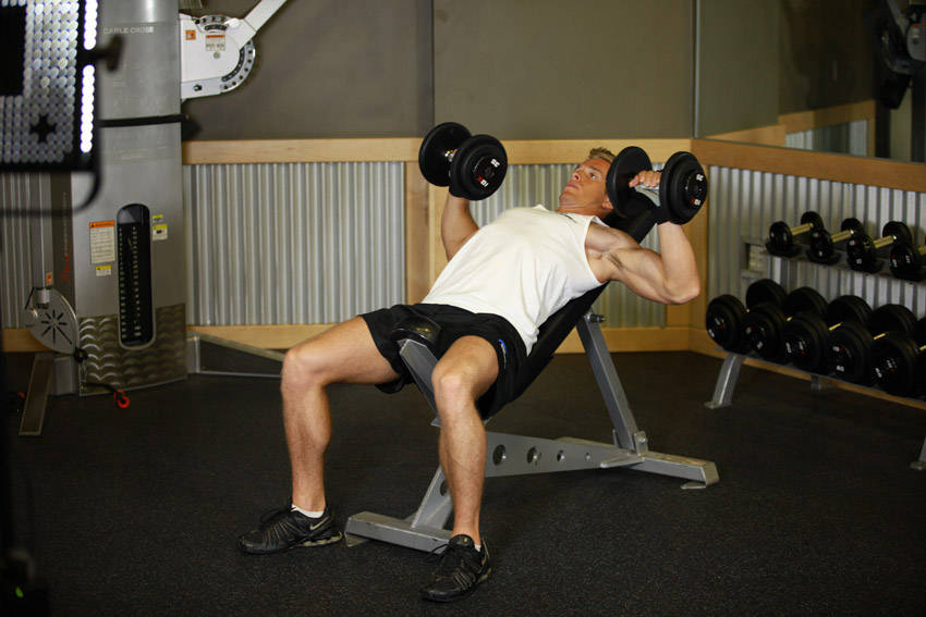 Incline Dumbbell Press reference position 1