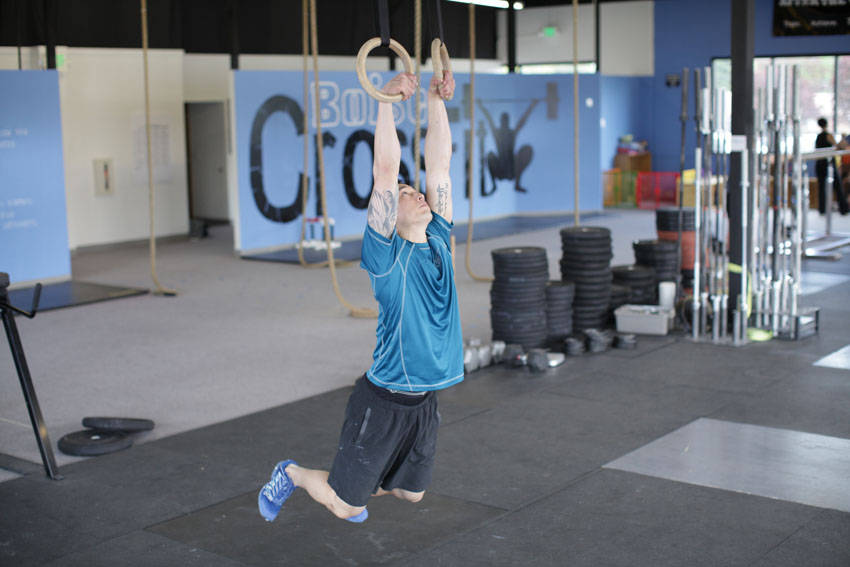 Kipping Muscle Up reference position 1