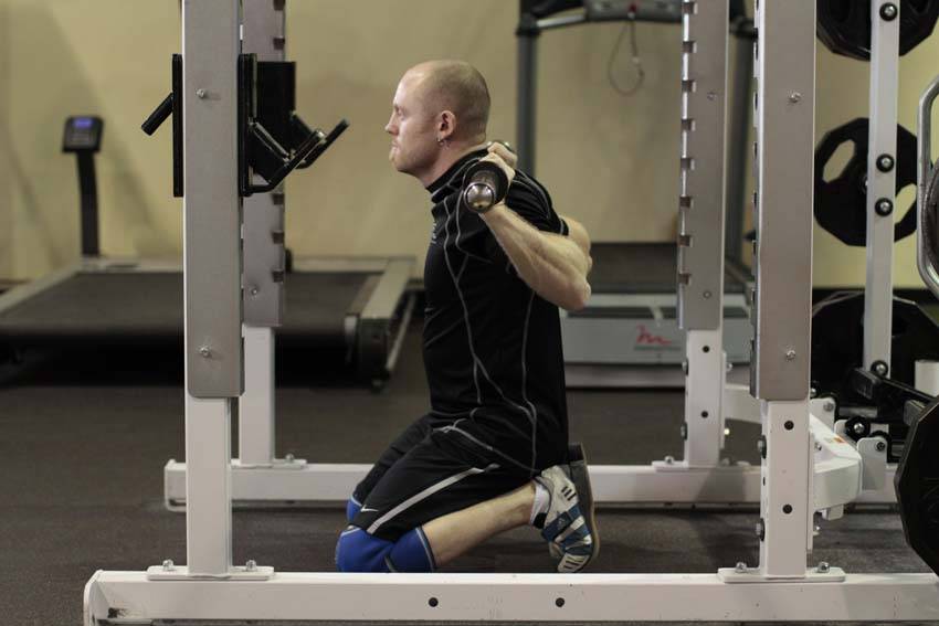Kneeling Squat reference position 2