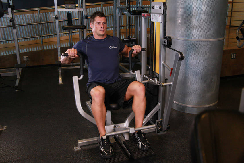 Machine Bench Press reference position 1