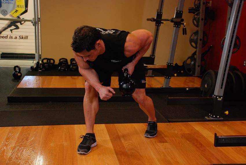 One-Arm Kettlebell Row reference position 2