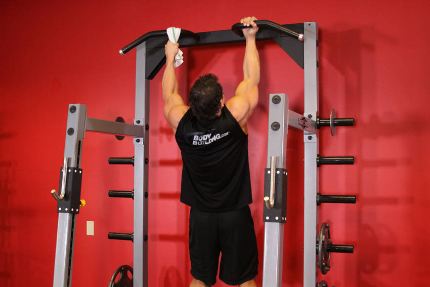 One Arm Chin-Up reference position 1