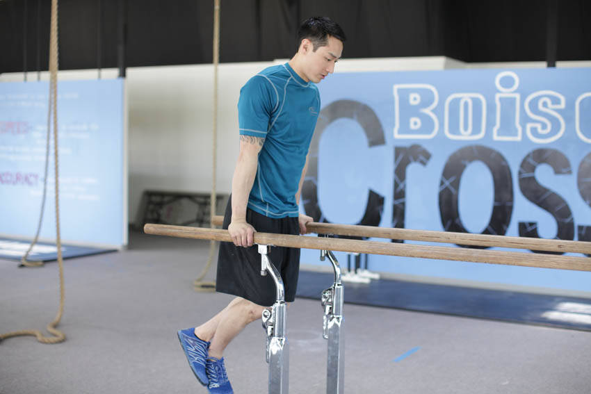 Parallel Bar Dip reference position 2