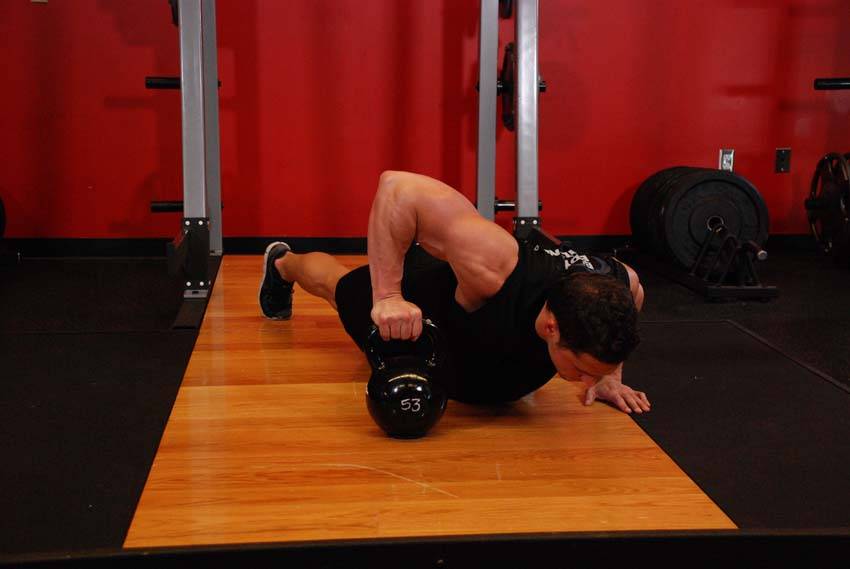 Plyo Kettlebell Pushups reference position 2