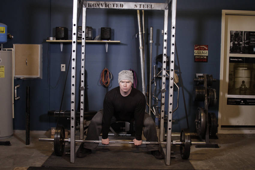 Reverse Band Sumo Deadlift reference position 1