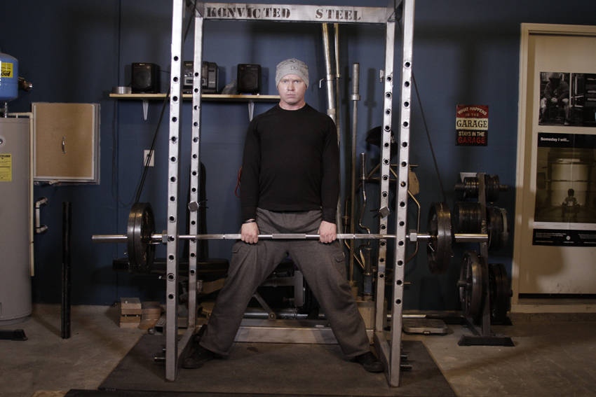 Reverse Band Sumo Deadlift reference position 2