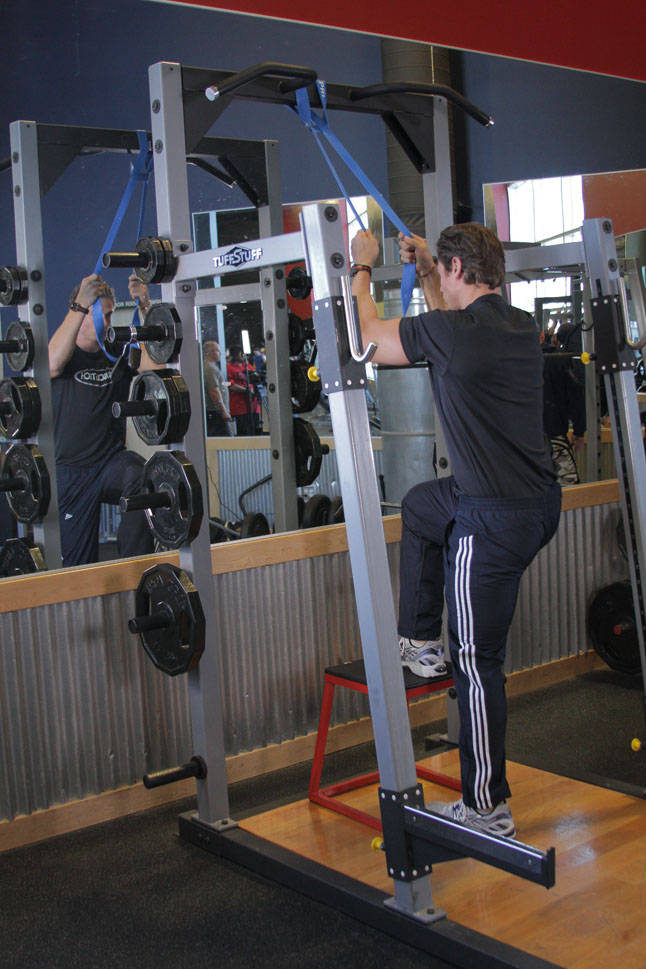 Single-Leg High Box Squat reference position 2