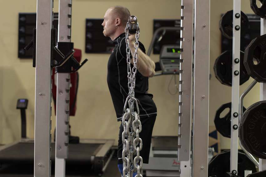 Squat with Chains reference position 1