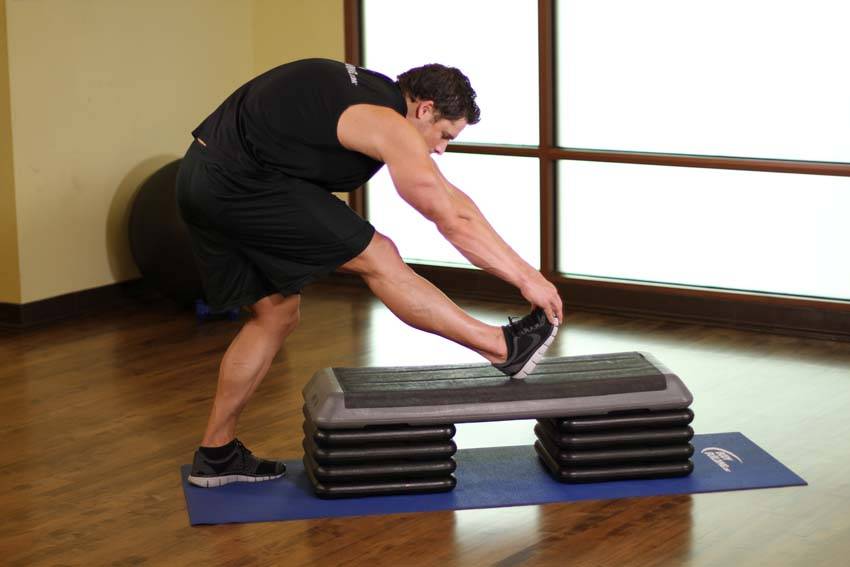 Standing Gastrocnemius Calf Stretch reference position 2