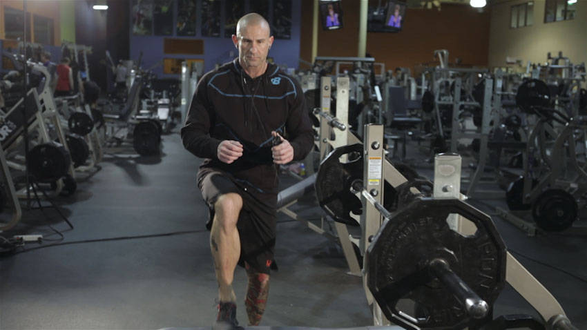 Step-up with Knee Raise reference position 1