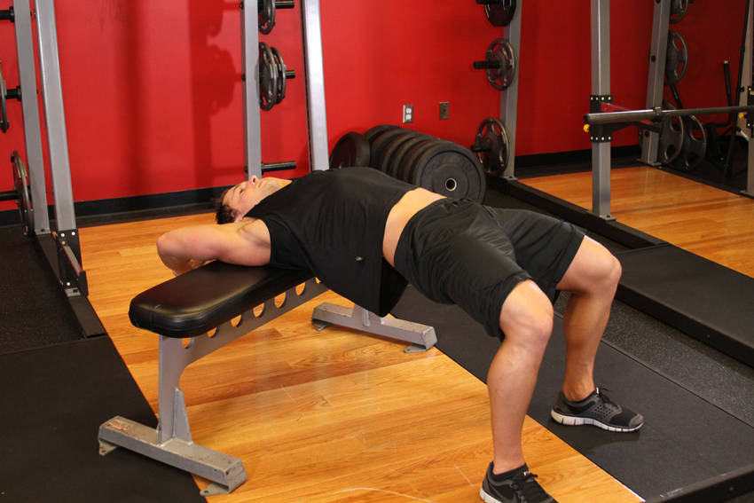 Straight-Arm Dumbbell Pullover reference position 2