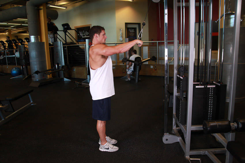 Straight-Arm Pulldown reference position 1
