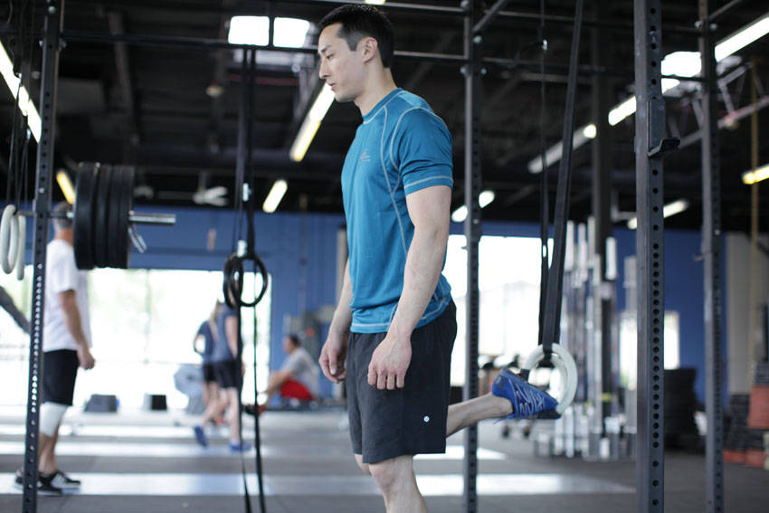 Suspended Split Squat reference position 1