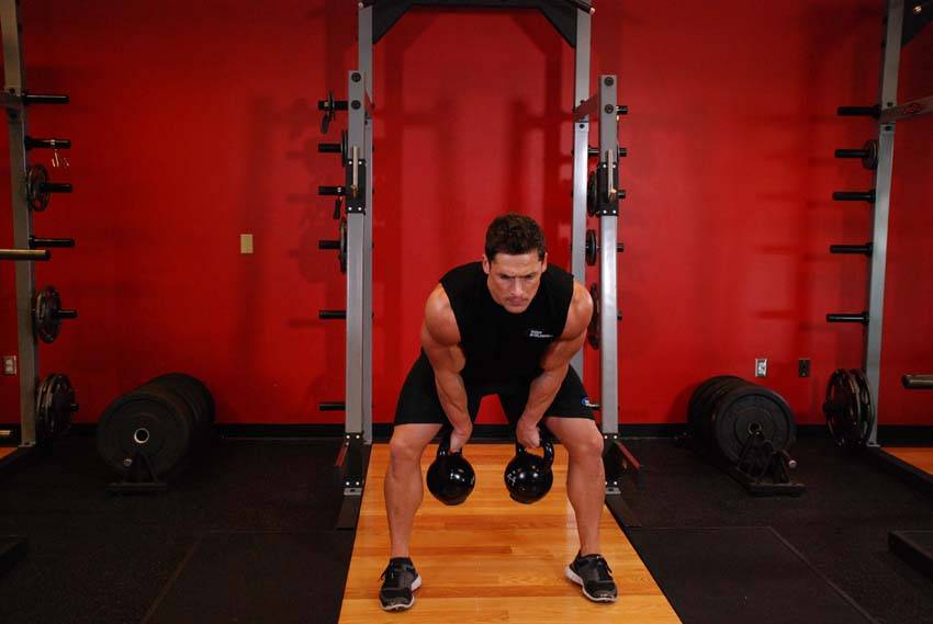 Two-Arm Kettlebell Clean reference position 1