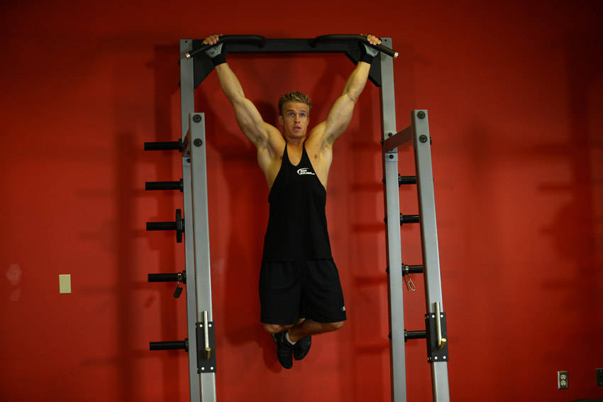 Wide-Grip Rear Pull-Up reference position 2