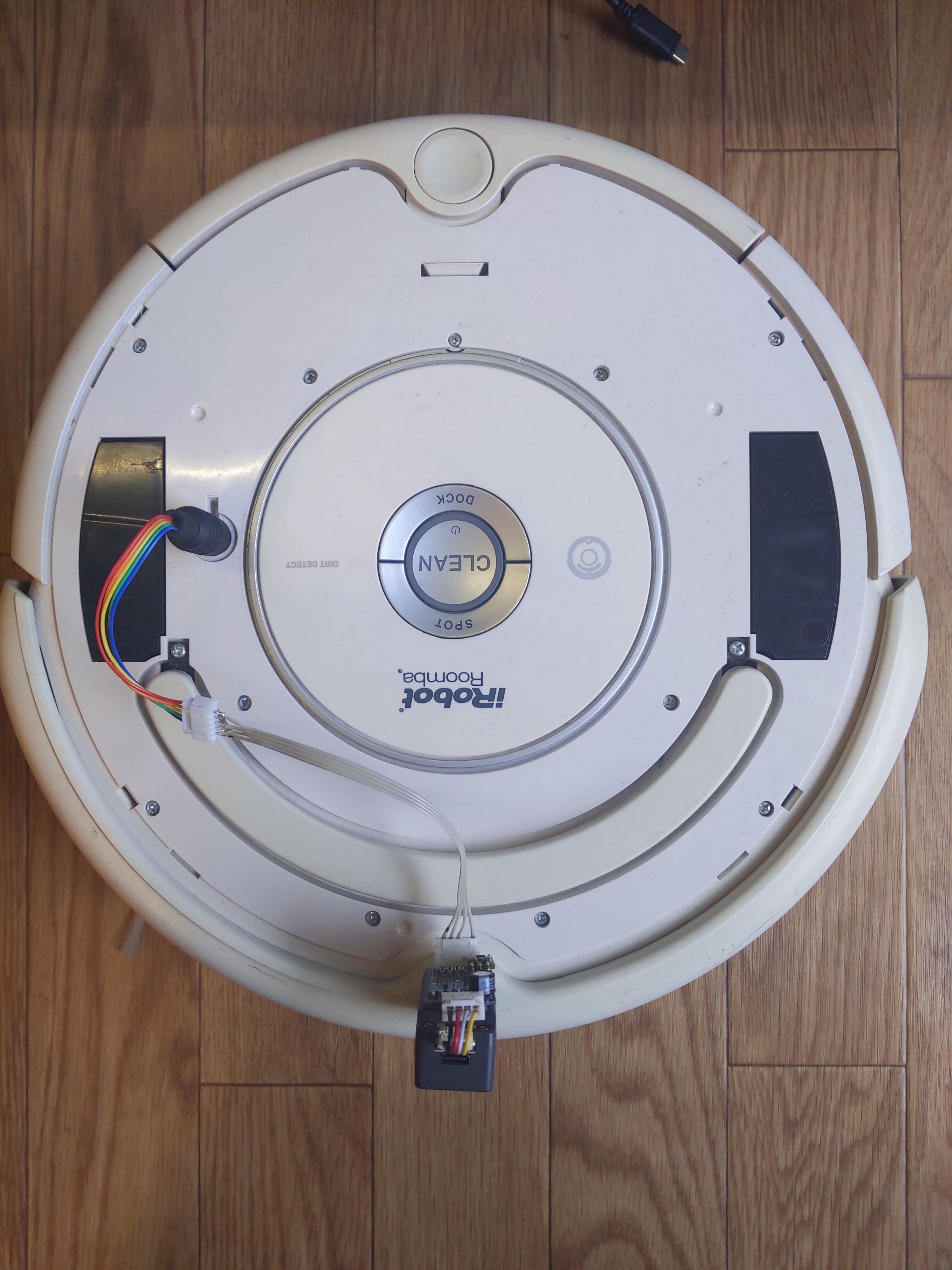 Roomba and device from top