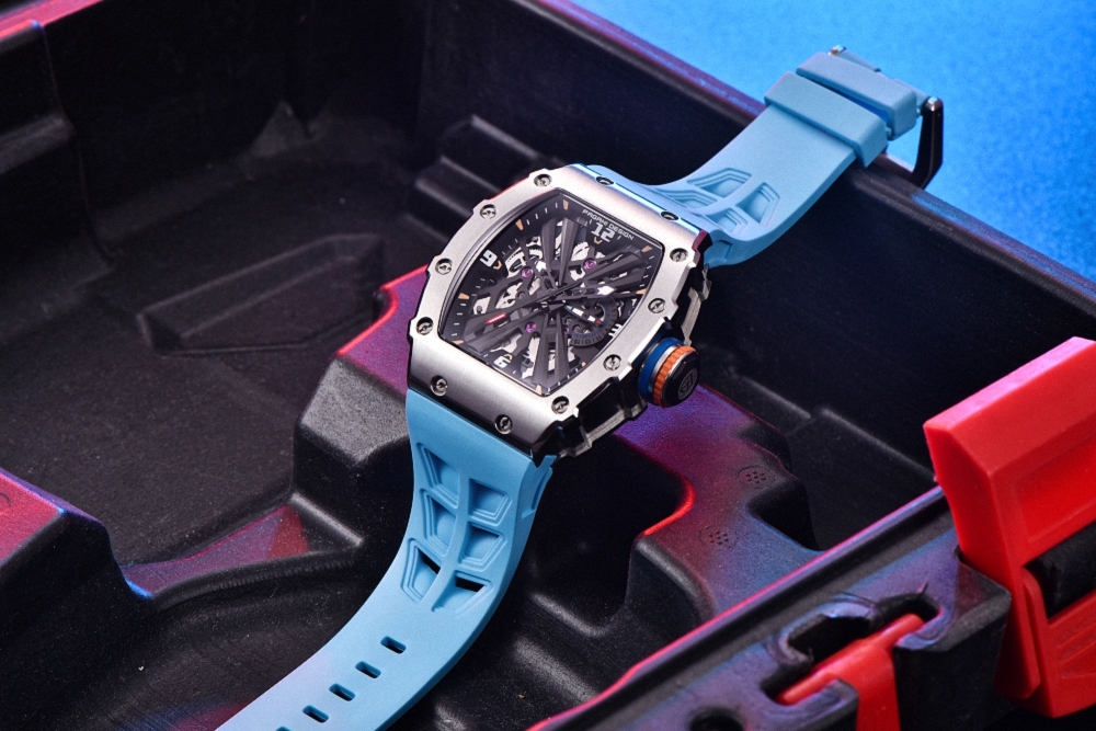 Pagani Design PD-1738 Tonneau Watch Men's 42MM 50M Waterproof