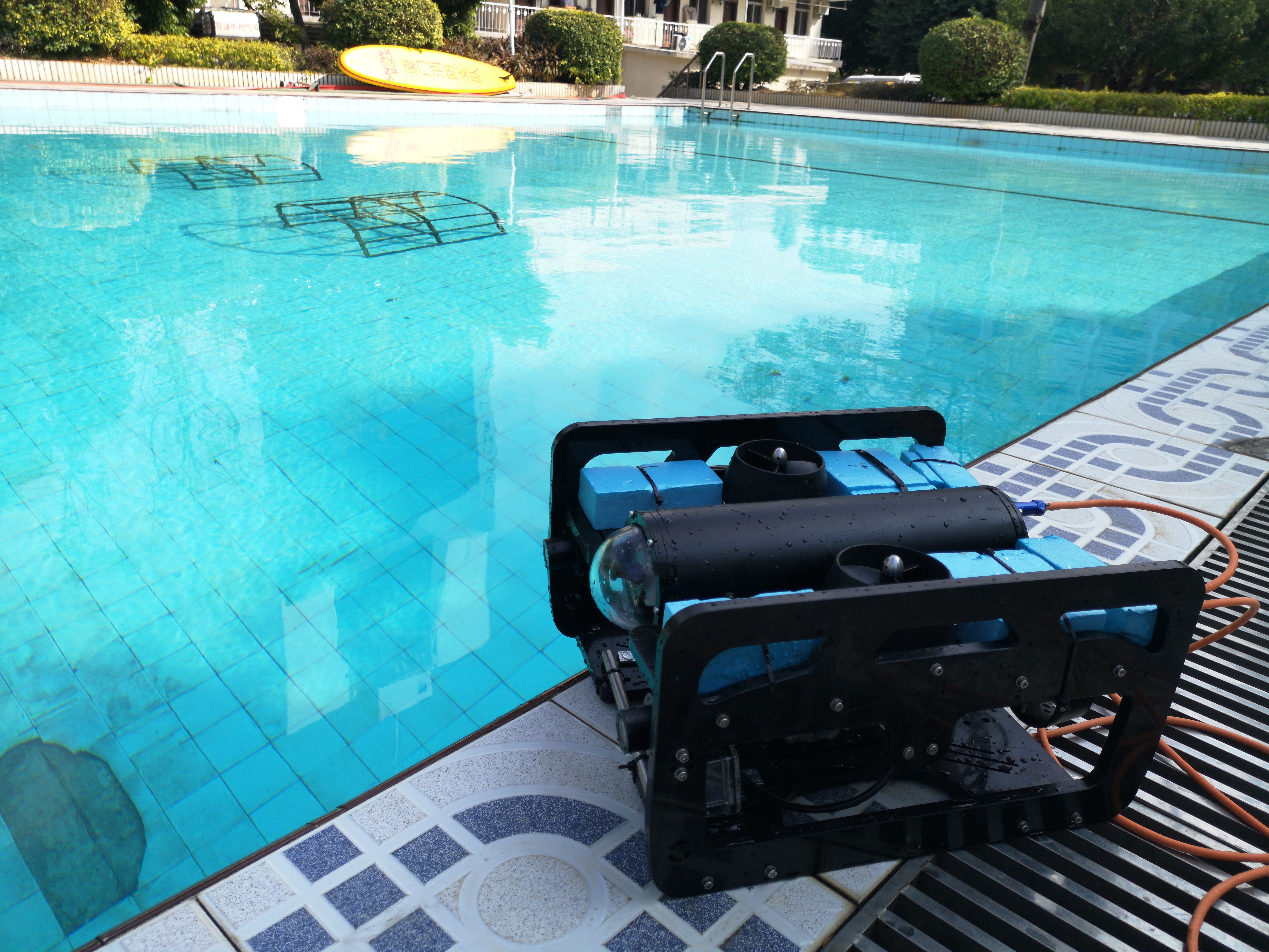 ROV1.jpg