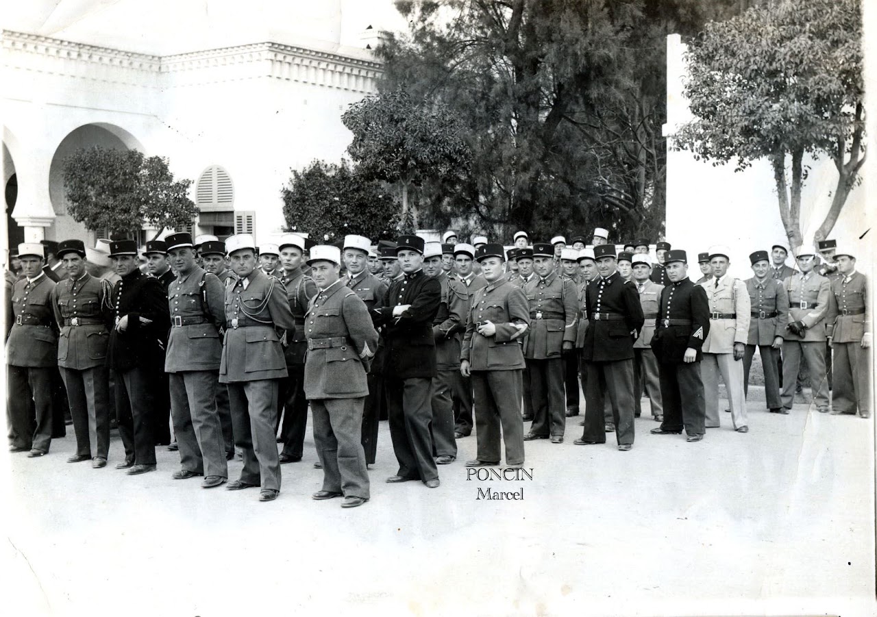 Marcel Poncin, pattes de col 1er REI