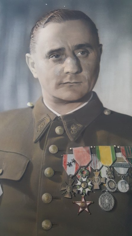 Portrait de TROUGNOU Roger Edouard