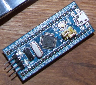 US-100 ultrasonic distance sensor